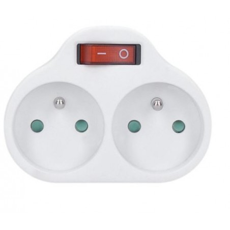 Rozbočka 2 x 10 A s vypínačem