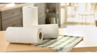 Ubrousky, utěrky a jednorázové nádobí