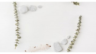 Sezónní dekorace, umělé rostliny a zahradní doplňky